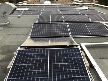 Solaranlage auf dem Dach der Stadtwerke Ratingen 04